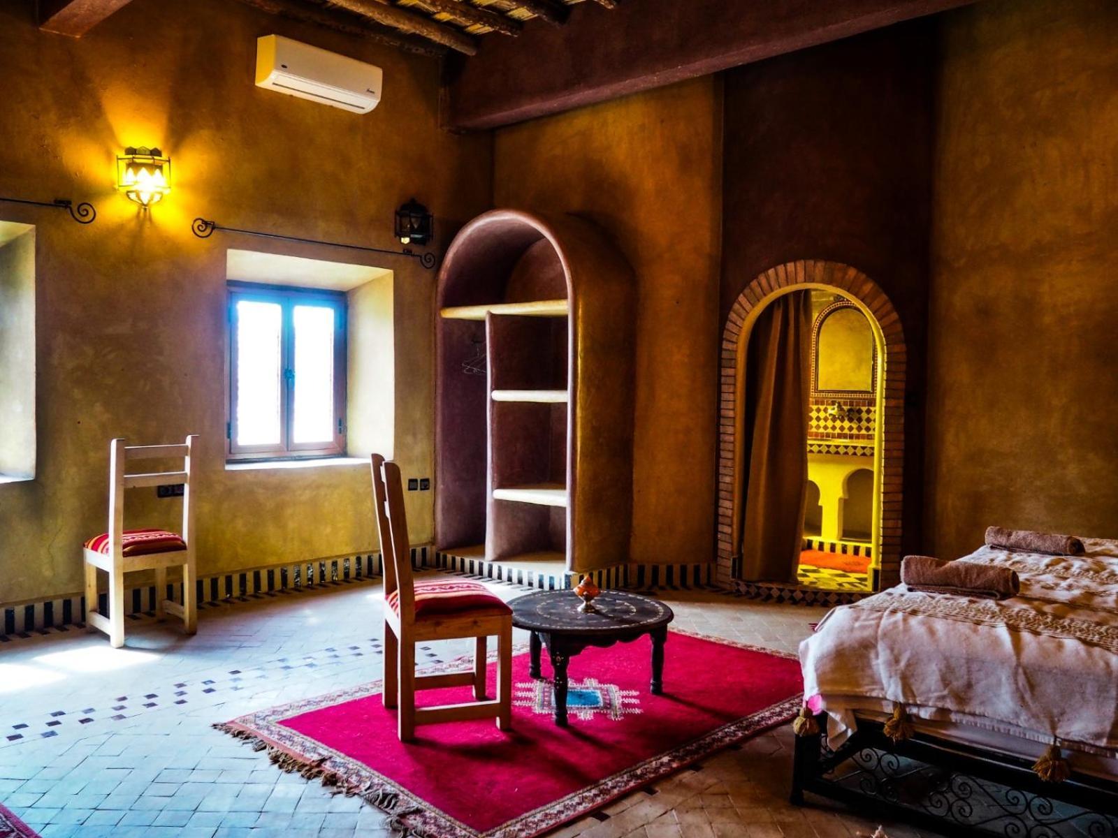 メゾン メルズーガ ゲスト ハウス Bed & Breakfast エクステリア 写真